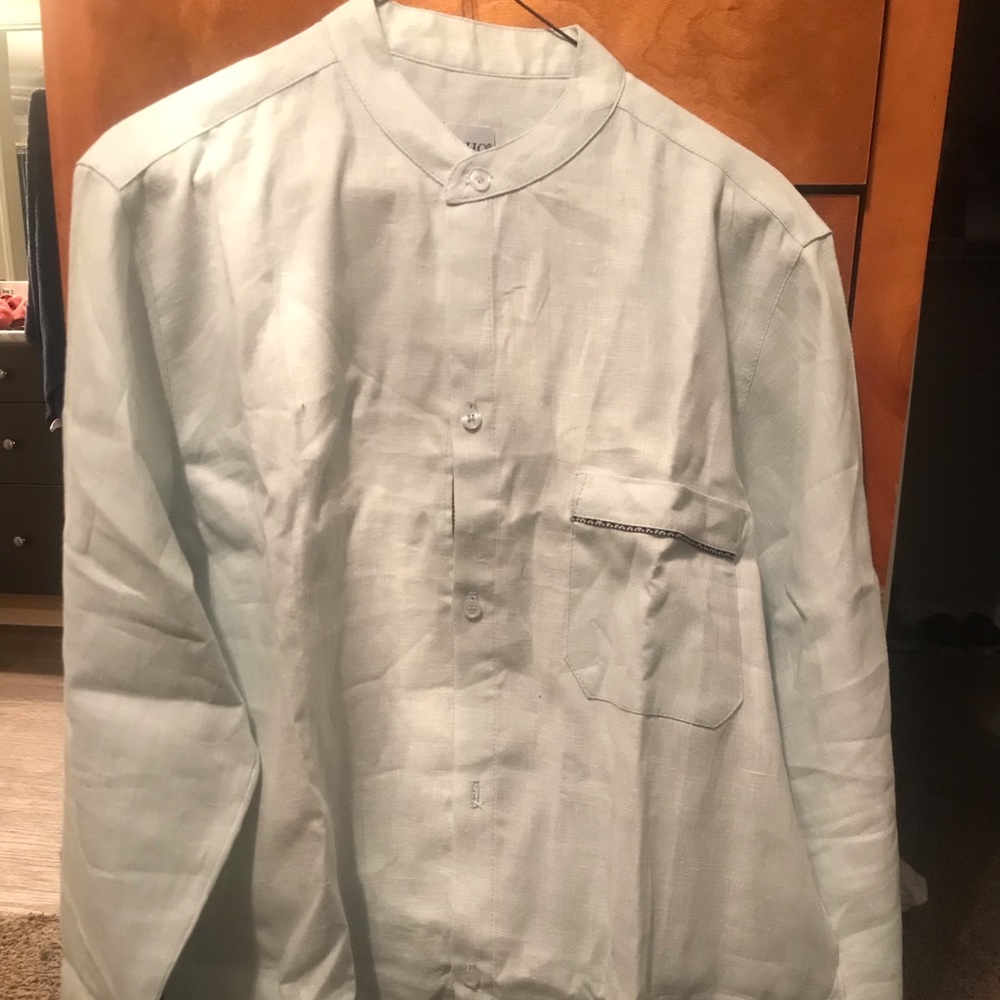 IVHO button down!